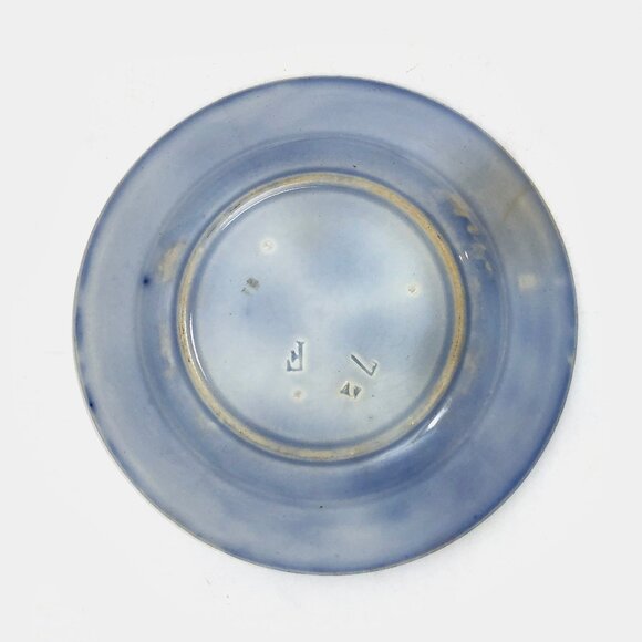 Pair of Antique Flow Blue Spinach Plates - Picture 4 of 8